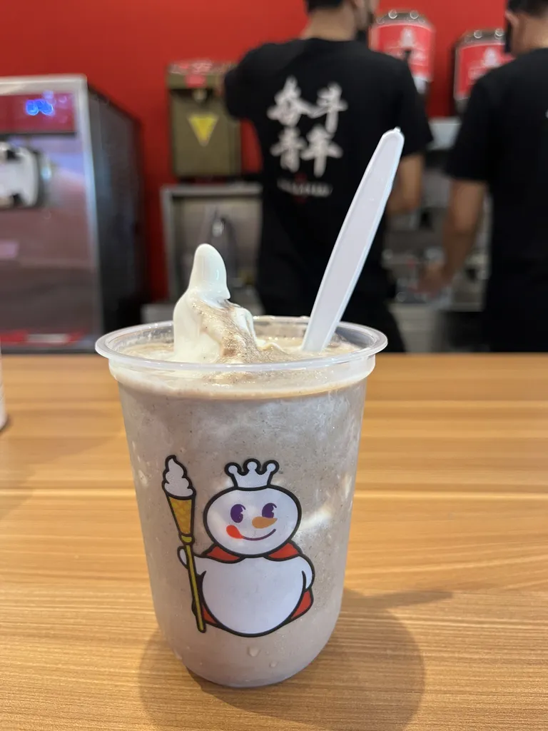 Chocolate Cookies Smoothies, 1. Red Bean Sundae, 2. Fresh Squeeze Lemon, 3. Passionfruit Jasmine Tea, 4. Pearl Milk Tea, 5. Brown Sugar Pearl Milk Tea, 6. Hawaiian Fruit Tea, 7. Lemon Earl Grey Tea, 8. Bobba Sundae, 9. Chocolate Cookies Smoothies, 10. Original Jasmine Tea