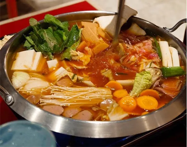 Budae Jjigae, 1. Beef Rib Rolling Cheese, 2. Rolling Cheese Chicken Wings, 3. Budae Jjigae, 4. Cheese Fondue, 5. Seafood Pajeon, 6. Corn Tea, 7. Martabak Bingsoo, 8. Gyeran Jjim, 9. Japchae, 10. Cheesy Smoked Beef