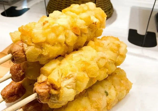 Goblin Mace, 1. Goblin Mace, 2. Fried Chili Pepper, 3. Amok Toast, 4. Spicy Odeng, 5. Mozzarella Fish Stick, 6. Laver Roll, 7. Cheese Croquette, 8. Amook Fritter, 9. Beef Bacon Roll, 10. Shrimp Paprika