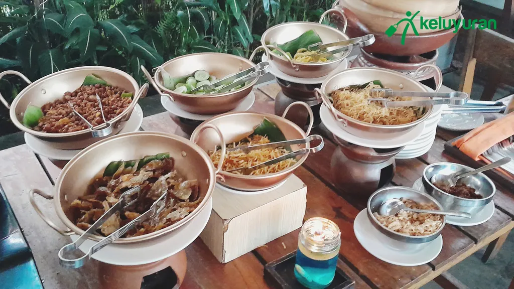 V hotel & residence-7_, Tentang V Hotel and Residence, Review Hotel, Review 'Kedai Rimbun' V Hotel and Residence, Fasilitas Umum Hotel