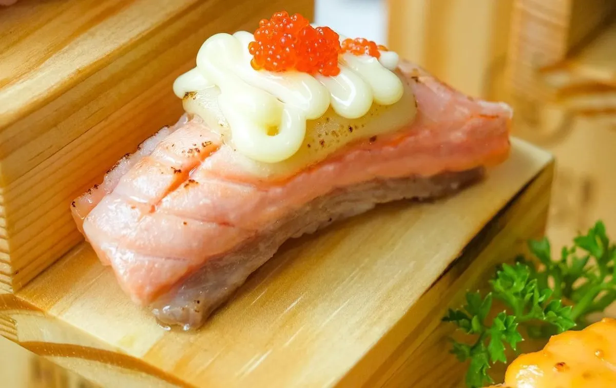 Aburi Salmon Cheese