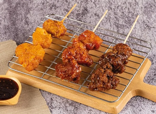 Chicken Karaage Stick, 1. Odeng, 2. Tteokbokki, 3. Chicken Karaage Stick, 5. Onigiri, 6. Double Chicken Katsu Japonica Rice, 7. Double Cheese Chicken Mayo, 8. Chicken Nanban Rice Bowl, 9. Nasi Ayam Geprek Sambal Ijo, 10. Double Choux Cream Choco, 11. Japanese Roll Cake