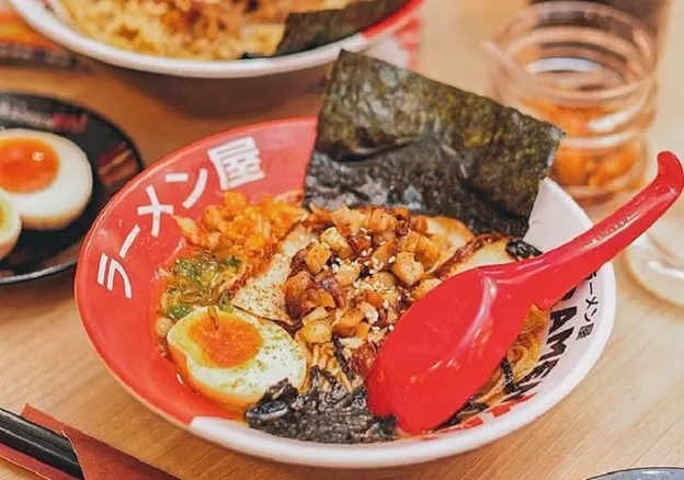Hot Ramen, 1. Legendary Chicken Ramen, 2. Chicken Curry Ramen, 3. Hot Ramen, 4. Chicken Miso Ramen, 5. Karaage Ramen, 6. Karaage Dry Ramen, 7. Chicken Dry Ramen, 8. Volcano Dry Ramen, 9. Ebi Tempura Ramen, 10. Salted Egg Dry Ramen, 11. Karaage Curry Ramen