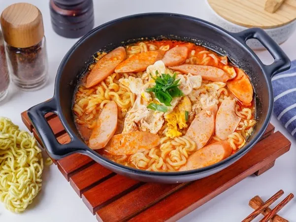 Ramen Original, 1. Chicken and Cheese Myeongdong, 2. Sindadong Tteokbokki, 3. Tteokbokki Original with Cheese, 4. Ramen Original, 5. Nasi Goreng Kimchi, 6. Sundubu Jjigae with Rice, 7. Kimbap, 8. Ommaffin Donut, 9. Croffle, 10. Iced Citroen