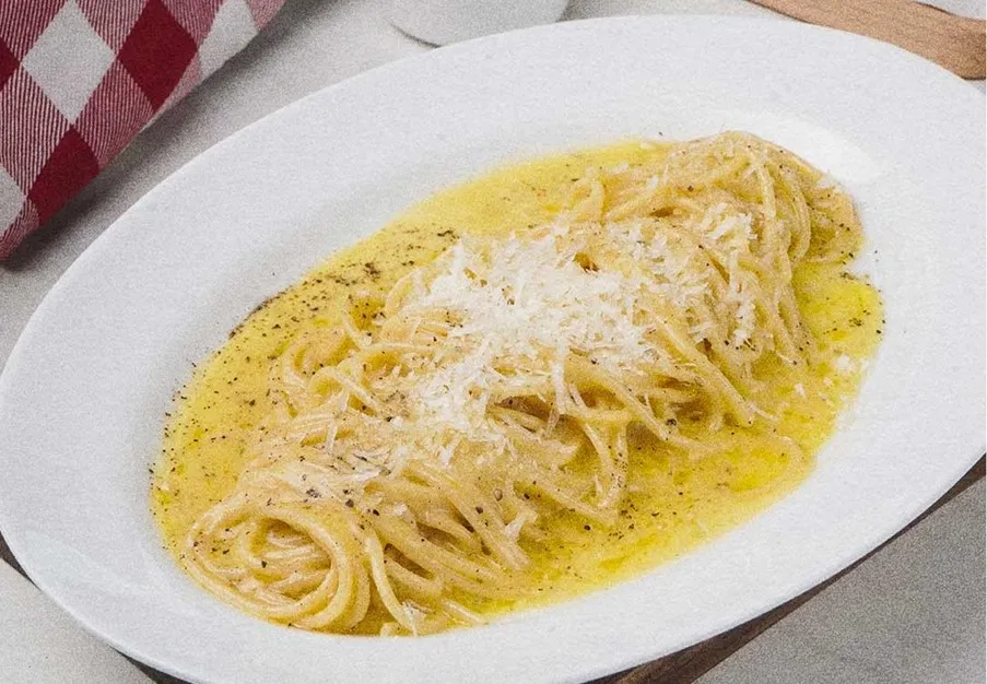 Spaghettoni Cacio e Pepe, 1. Spaghetti del Pescatore, 2. Spaghettoni al Burro e Pepe, 3. Spaghettoni Cacio e Pepe, 4. Spaghetti Pomodoro, 5. Lasagna Alla Bolognese, 6. Pizza Quattro Formagi, 7. Margherita Pizza, 8. Parmigiana Eggplant, 9. Sirloin Bistecca, 10. Classic Tiramisu