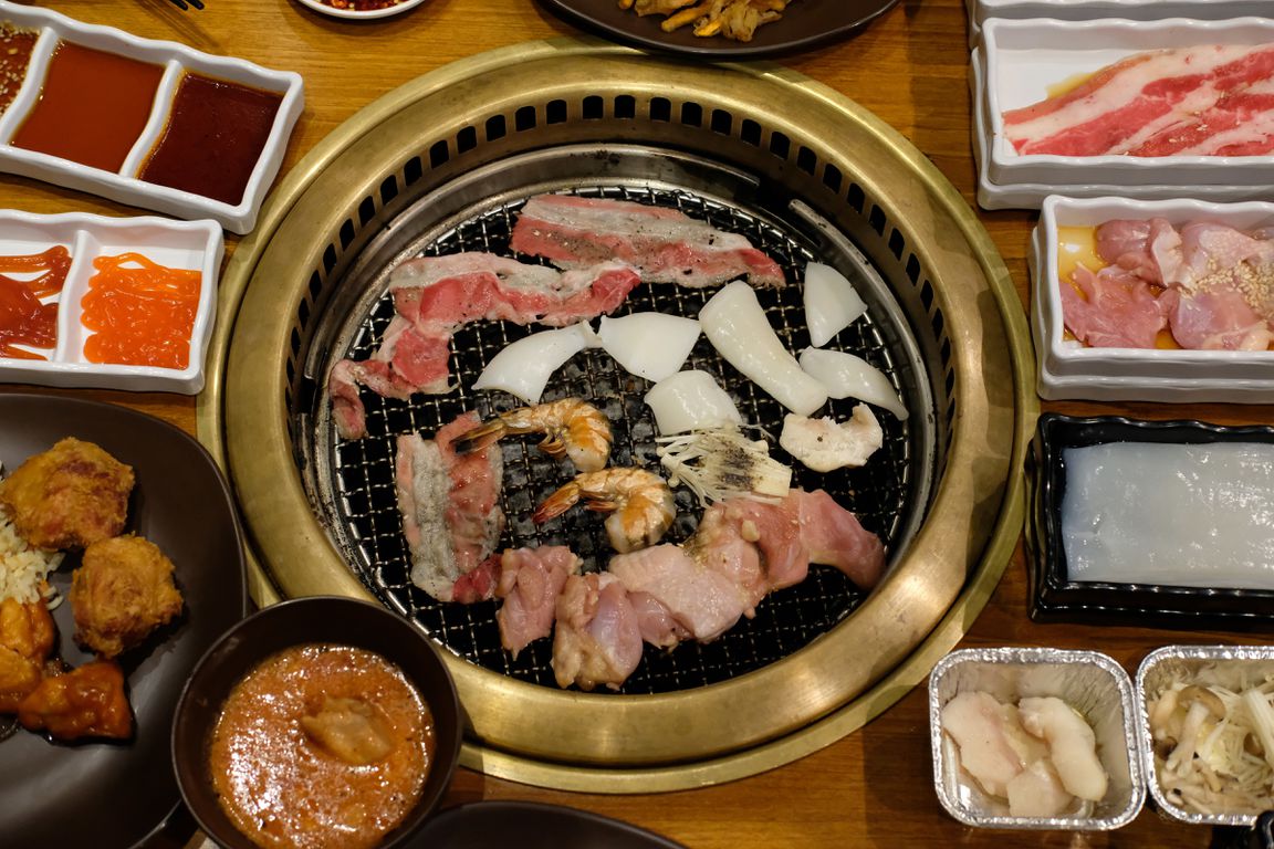 1. Kintan Buffet Central Park, 2. Daebak Korean BBQ Cengkareng, 3. Wangja Korean BBQ Puri Indah, 4. Hanamasa Mall Taman Anggrek, 5. The Gallery Restaurant, 6. Steak 21 Central Park, 7. Shaburi, 8. Gyu-Kaku Japanese BBQ, 9. Kappa Sushi, 10. Hachi Grill Puri Indah