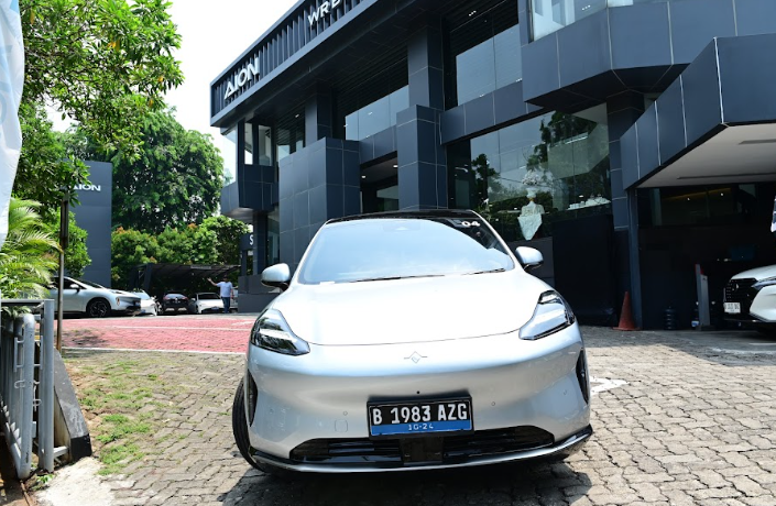 berita, Berita Otomotif, news, Hyptec HT, AION, First Drive Hyptec HT: SUV Listrik Rp600 Jutaan dengan Kenyamanan Mobil Premium, Perjalanan dan Pengalaman Berkendara Hyptec HT, Kenyamanan Kabin Hyptec HT, Fitur Interior Hyptec HT, Tersedia Teknologi Pengharum Kabin, Desain Eksterior Hyptec HT, Mewah dengan Panoramic Roof, Dimensi dan Performa Hyptec HT, Konsumsi Energi dan Suspensi Hyptec HT, Teknologi dan Fitur Hiburan Hyptec HT, Sistem Pencahayaan dan Keamanan Hyptec HT, Fitur V2L