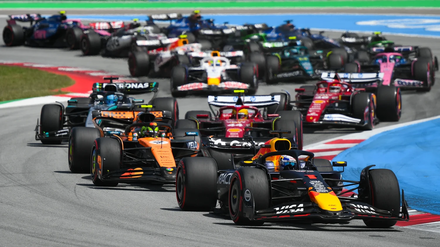 Daftar pembalap dan tim F1 2026, 1. Oracle Red Bull Racing, 2. Mercedes AMG Petronas, 3. Scuderia Ferrari HP, 4. McLaren F1 Team, 5. BWT Alpine F1 Team, 6. MoneyGram Haas F1 Team, 7. Aston Martin Aramco, 8. Visa Cash App Racing Bulls, 9. Stake F1 Team Kick Sauber, 10. Atlassian Williams Racing, 11. Cadillac F1 Team