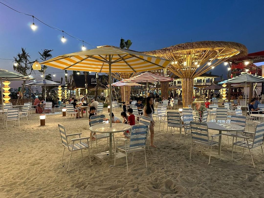 Aloha PIK 2, Destinasi Hits Jakarta dengan Tropical Vibe