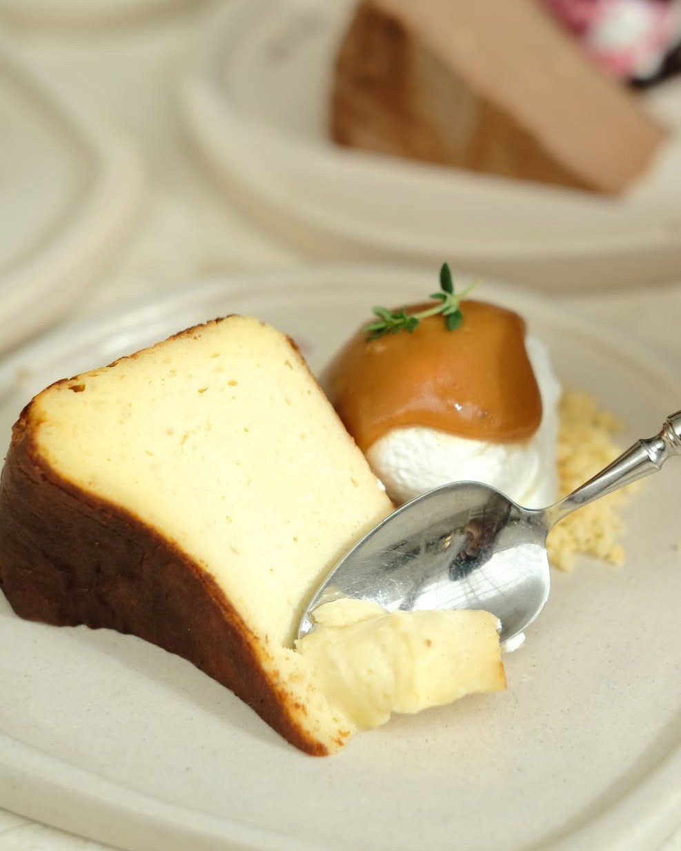 10 Burnt Cheesecake Bandung yang Lumer dan Bikin Nagih!