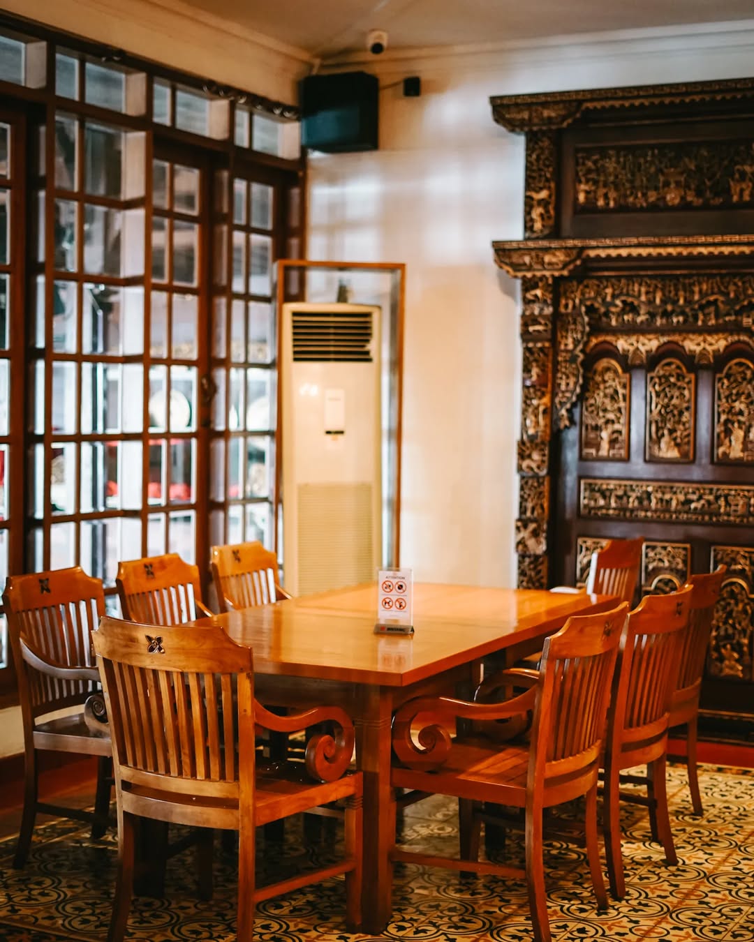 10 Cafe untuk Reuni di Semarang, Seru Buat Ngumpul!