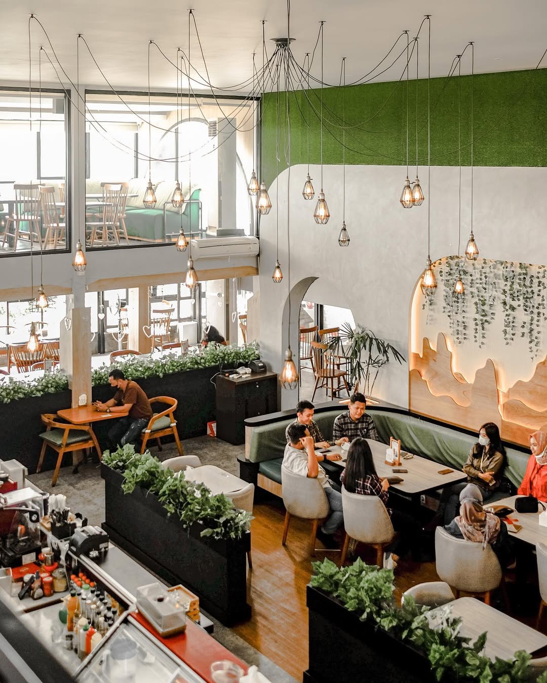 10 Cafe untuk Reuni di Semarang, Seru Buat Ngumpul!