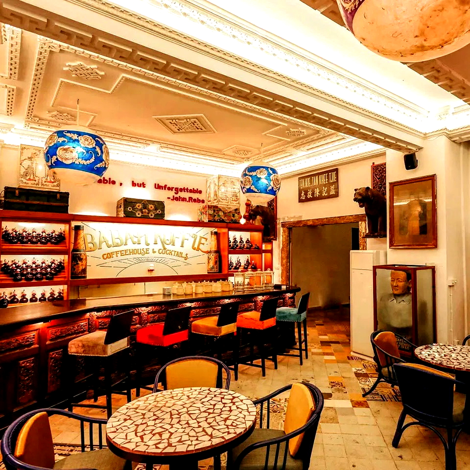 10 Cafe Vintage di Jakarta Barat, Serasa Balik ke Masa Lalu!