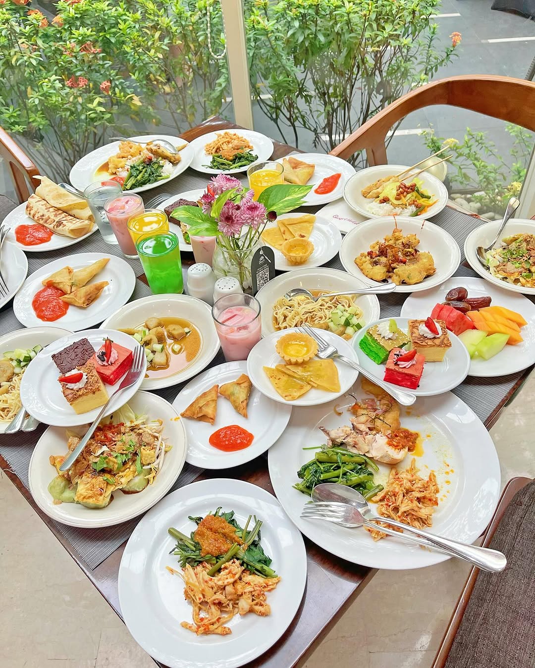 10 Iftar Buffet Hotel Semarang, Bikin Kenyang dan Senang