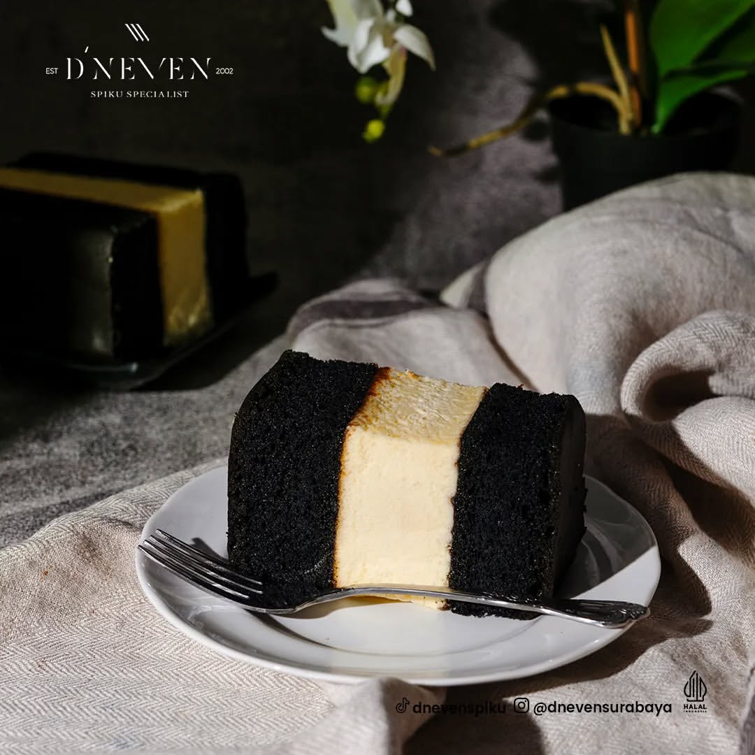7 Toko Kue Spikoe Legendaris di Surabaya, 1. Spikoe Resep Kuno, 2. Santi's Cake, 3. Spikoe Livana, 4. Spiku by Anita, 5. Christine Spiku, 6. D'Neven Spiku, 7. Spiku Ayu