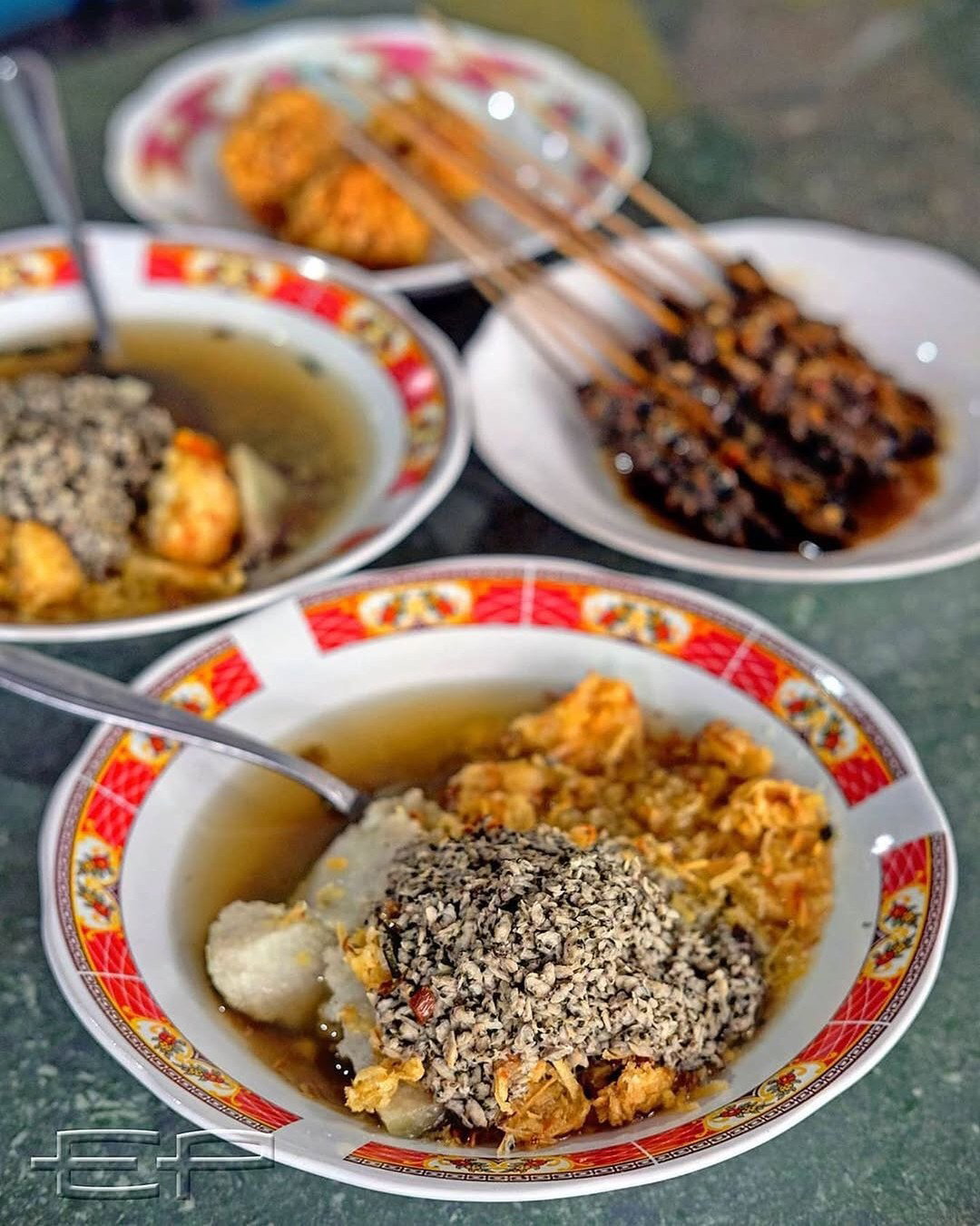 4 Tempat Makan Lontong Kupang di Jakarta