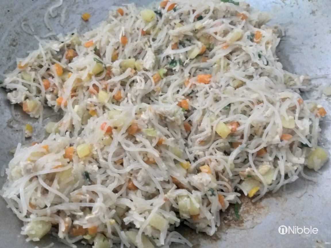 Resep Jalangkote Kampung yang Renyah dan Cara Membekukannya, Bahan isi:, Bahan kulit:, Bahan saus sambal merah :, Cara membuat saus:, Cara memasak: