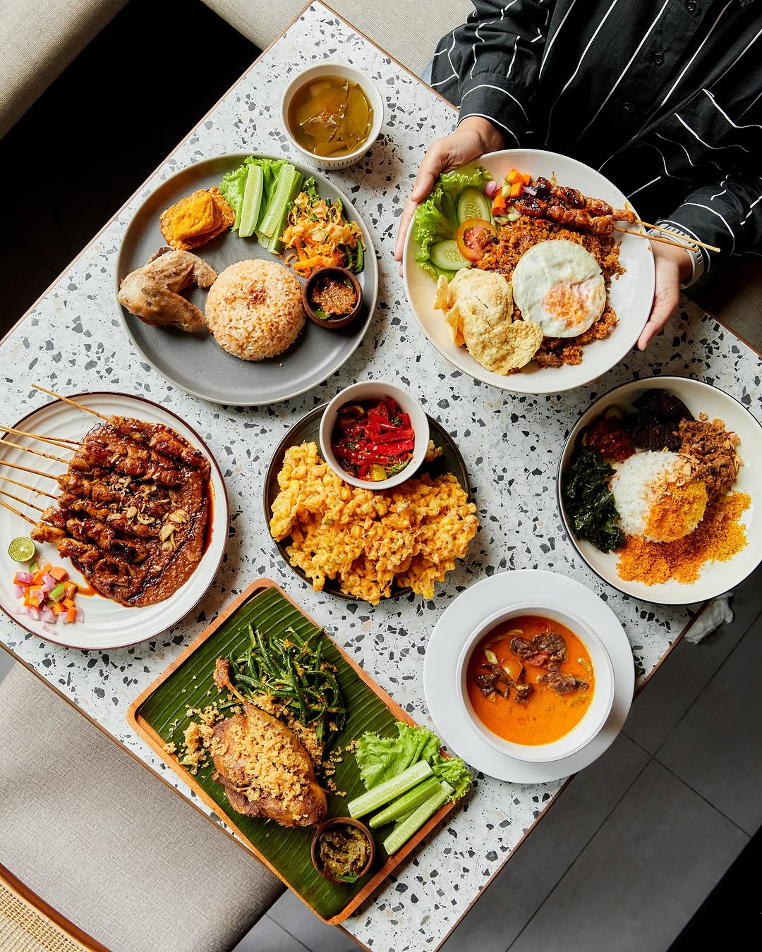 10 Restoran Baru di Bandung April 2025