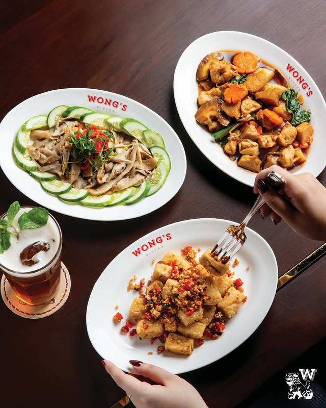 10 Restoran Baru di Jakarta Maret 2025, 1. Wong's Bistro, 2. Sorabol Korean Dining, 3. Yayoi Ken, 4. Nikuzen by Yoroniku, 5. Warabimochi Kamakura, 6. Grainsly Ground Gunawarman, 7. Costa, 8. Manzo, 9. KNOTS, 10. Jorie Laksa Supreme