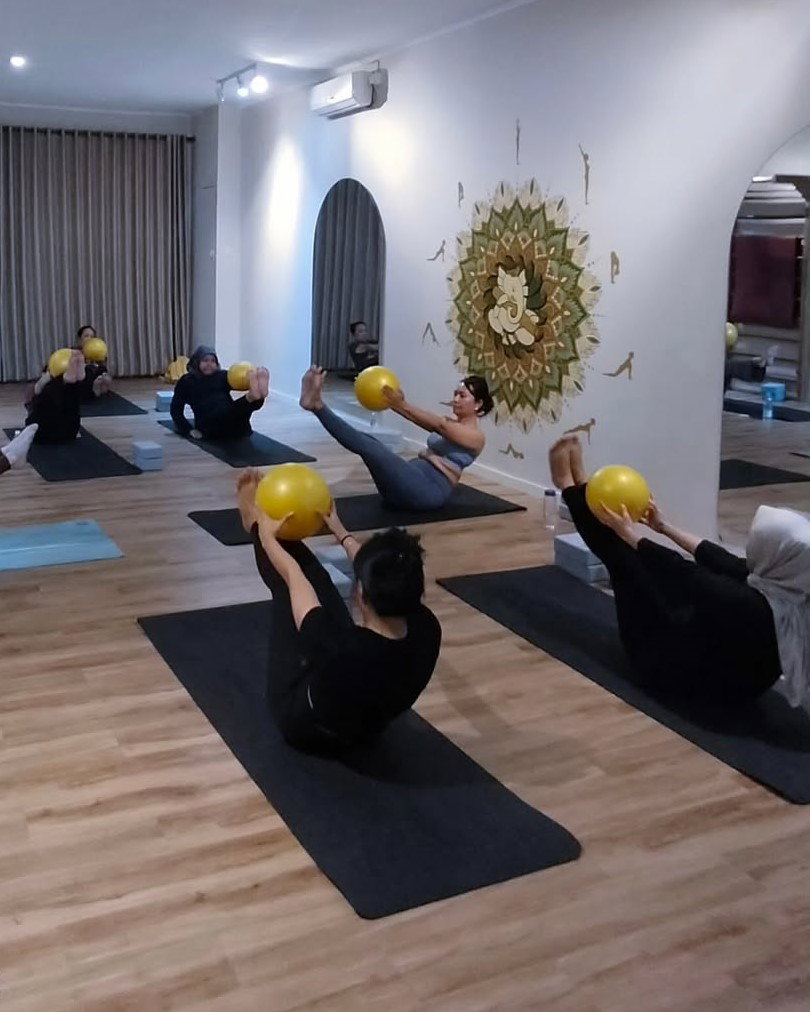 10 Studio Pilates di Bandung Buat Jaga Kebugaran Tubuh