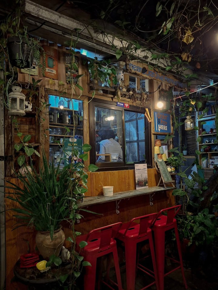 10 Slow Bar Jakarta Buat Pecinta Kopi Sejati