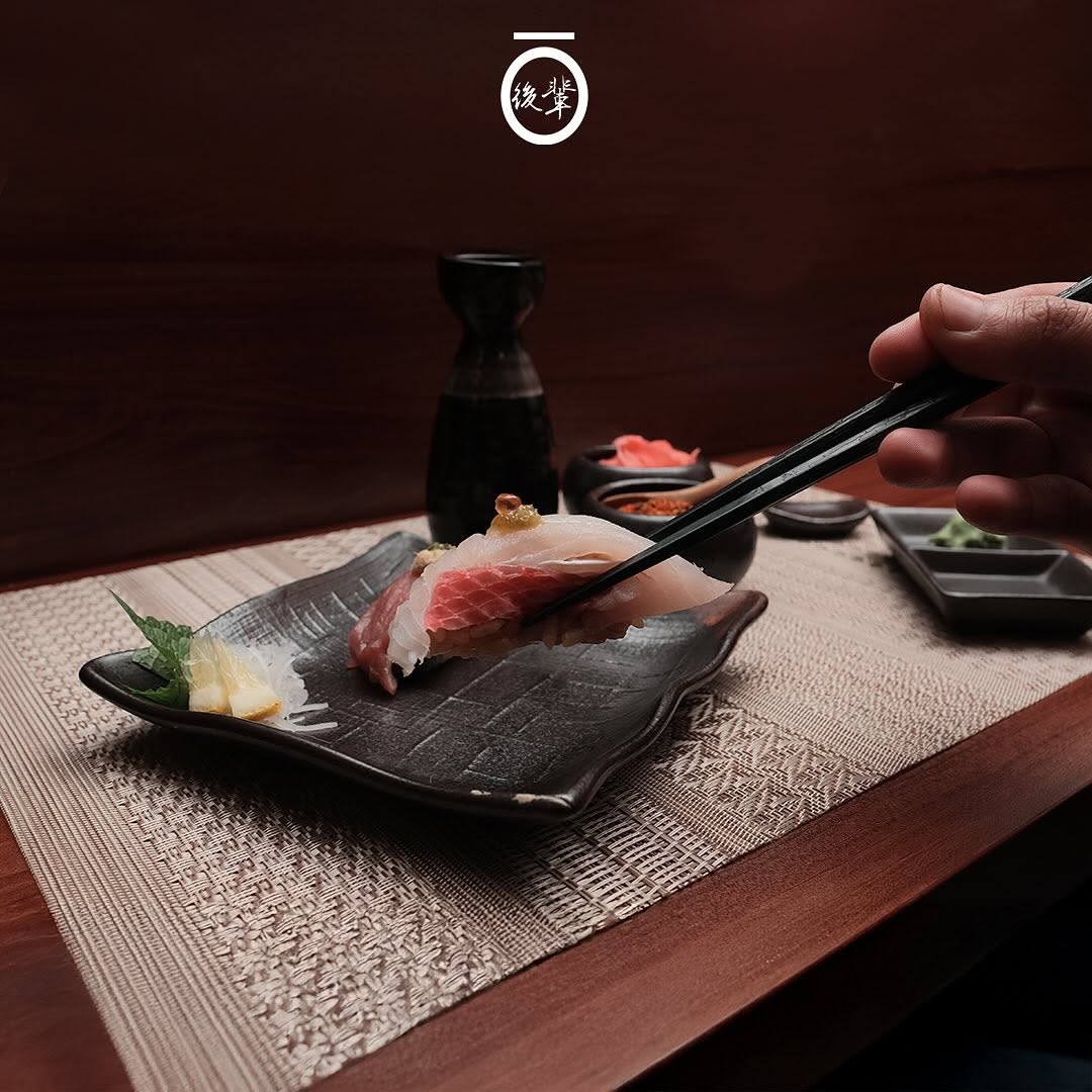 10 Restoran Omakase di Jakarta Selatan untuk Pengalaman Bersantap Mewah, 1. Tatemukai Signature Omakase Sushi, 2. Hakuren, 3. Ichiba Omakase Edomae, 4. Shinkai, 5. Hakuryu Kappo Omakase, 6. Gurēsu Dining, 7. Kokuu, 8. Kohai, 9. II Yawara Omakase, 10. Sumi To Kome