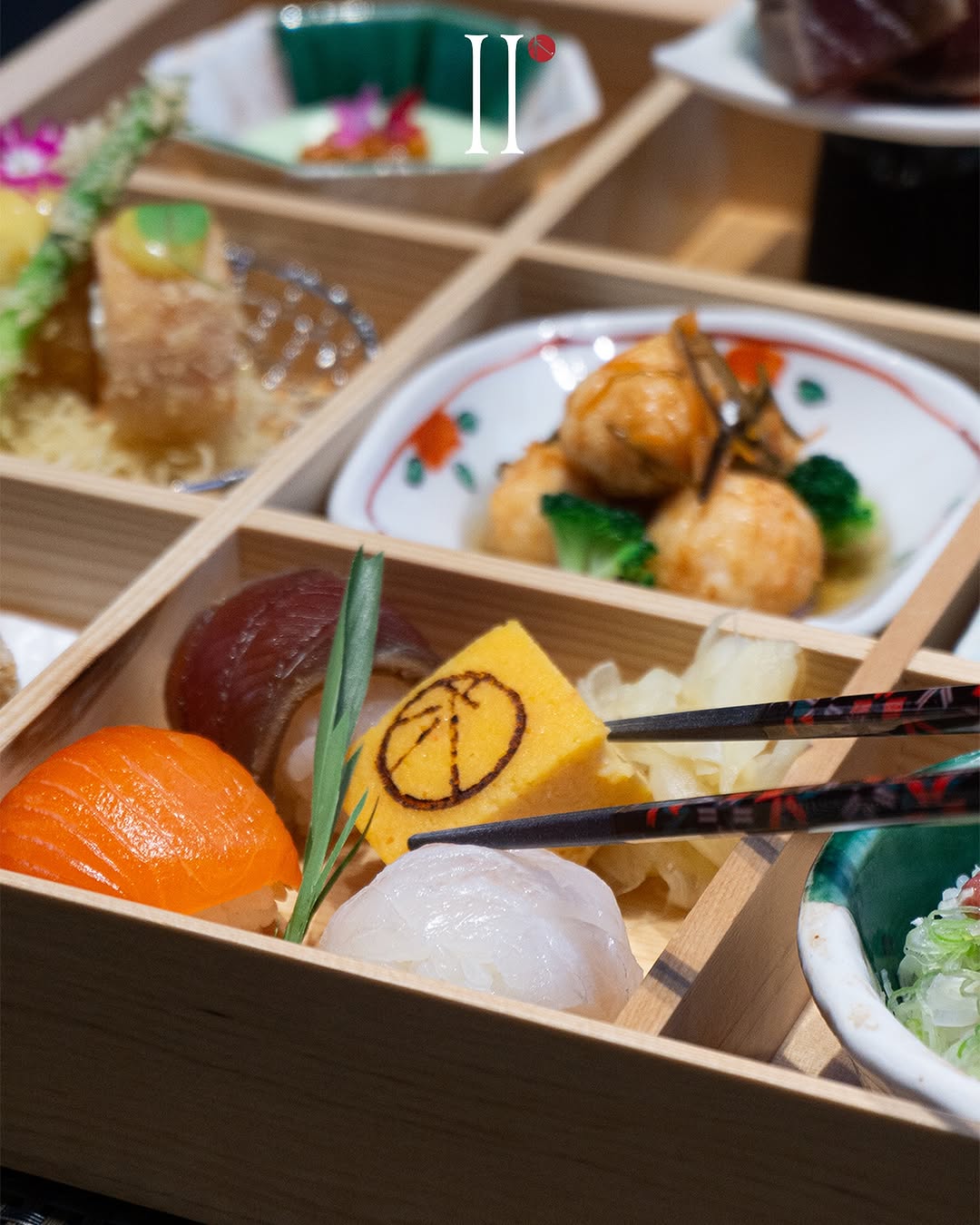 10 Restoran Omakase di Jakarta Selatan untuk Pengalaman Bersantap Mewah, 1. Tatemukai Signature Omakase Sushi, 2. Hakuren, 3. Ichiba Omakase Edomae, 4. Shinkai, 5. Hakuryu Kappo Omakase, 6. Gurēsu Dining, 7. Kokuu, 8. Kohai, 9. II Yawara Omakase, 10. Sumi To Kome