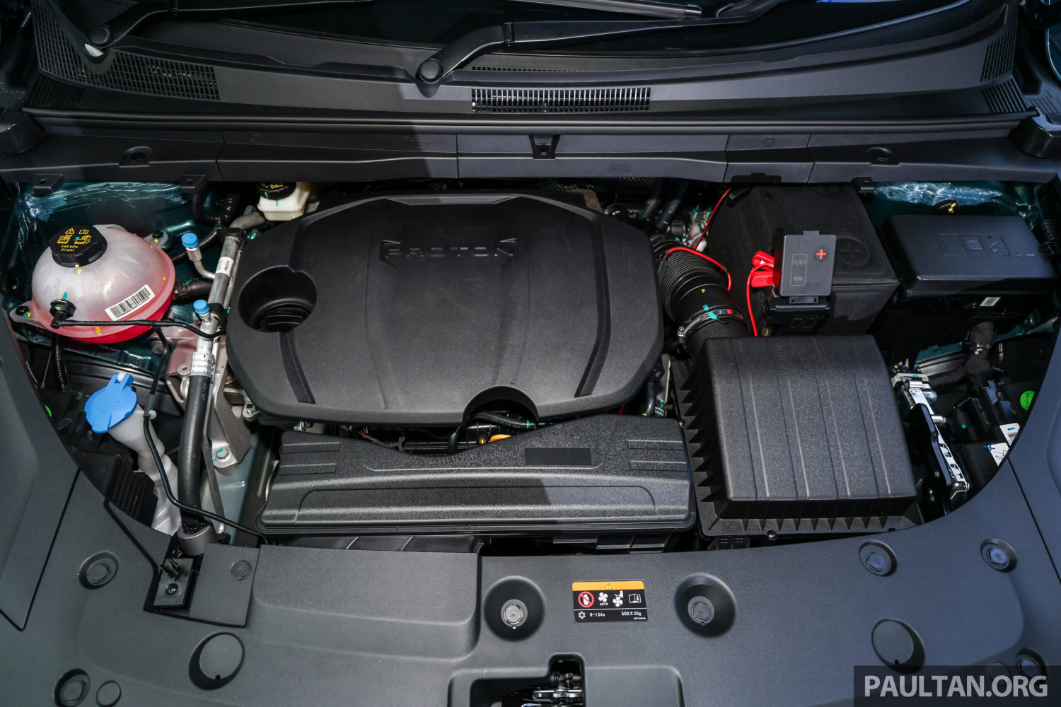 2025 Proton X50 facelift: full pics, specs and variant breakdown of major refresh; brief driving impressions, Engine: From three cylinders to four – power, efficiency up, Exterior: Gaping mouth, cleaner rear end, Interior: Unlike any Binyue – unique to X50?, Technology: Qualitative and quantitative quantum leaps, Very brief driving impressions, Variants and equipment: Raising the base; maybe not the bar