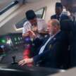 YDPA Sultan Ibrahim berkenan pandu ETS KL-Rawang