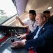 YDPA Sultan Ibrahim berkenan pandu ETS KL-Rawang