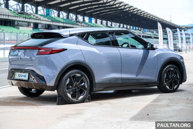 Perodua QV-E launched – first homegrown EV, Magna Steyr input, 0-100 7.5s, 445 km NEDC range, RM80k, From the hands of Malaysians, Highest level consultant in Magna Steyr, A small car for T20s?, The fastest Perodua ever, A catalogue of Perodua-first feature, BaaS – P2 takes ownership of an EV’s liability, They thought of everything