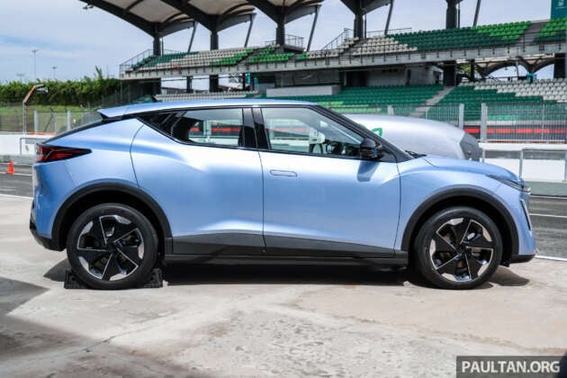Perodua QV-E launched – first homegrown EV, Magna Steyr input, 0-100 7.5s, 445 km NEDC range, RM80k, From the hands of Malaysians, Highest level consultant in Magna Steyr, A small car for T20s?, The fastest Perodua ever, A catalogue of Perodua-first feature, BaaS – P2 takes ownership of an EV’s liability, They thought of everything
