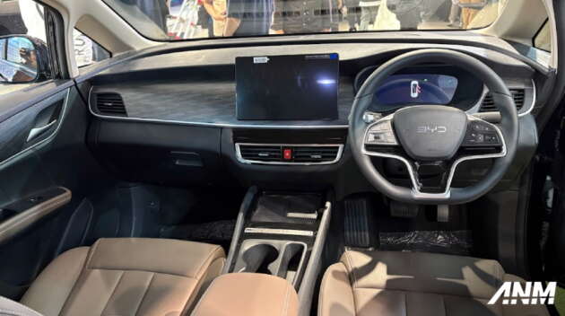 BYD M6 DM revealed in Indonesia – PHEV MPV with 99 PS 1.5L NA engine, 65 km/l, big grille, SUV styling