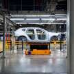 2026 Volvo EX60 new teaser pics dropped – 800V EV SUV with 810 km range debuting next week, Jan 21