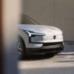 Volvo EX30 updated for MY2026 – entry-level 150 PS powertrain added, up to 476 km WLTP; new UX, V2L