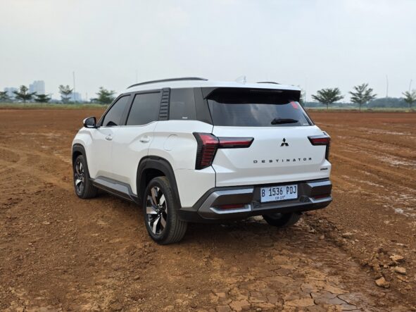 review mitsubishi destinator giias 2025
