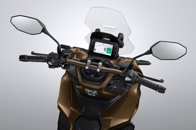 HOnda ADV160 Roadsync