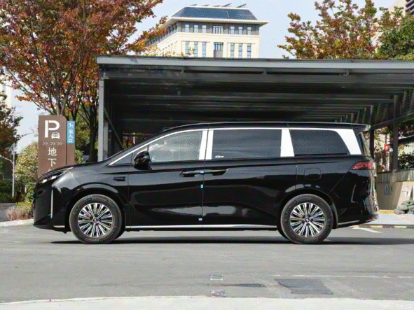 BYD M9 MPV PHEV