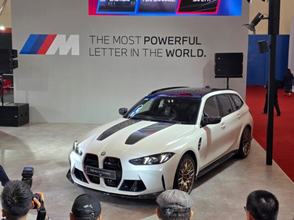 BMW M3 CS Touring