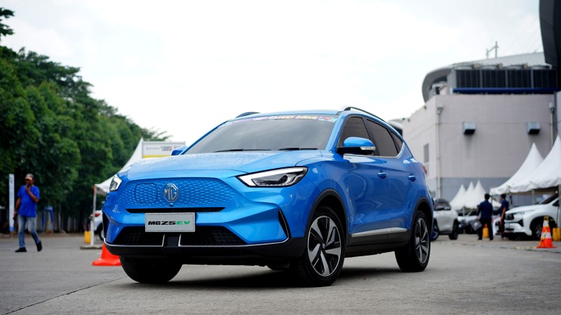 Harga MG4 EV dan ZS EV