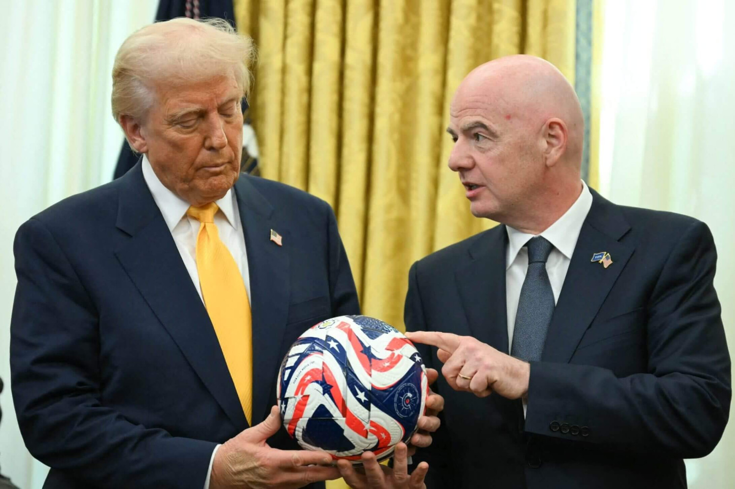 FIFA dan Donald Trump punya hubungan dekat