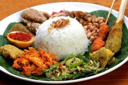 Top 13+ Makanan Halal khas Bali + 51 Restoran, Cafe, Warung, Tempat Makan Halal