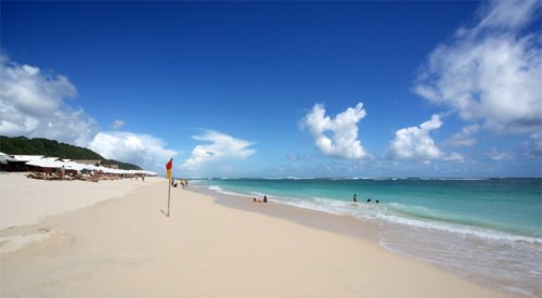 Pantai Pandawa: Harga Tiket, Fasilitas, Daya Tarik, Aktivitas Seru dll