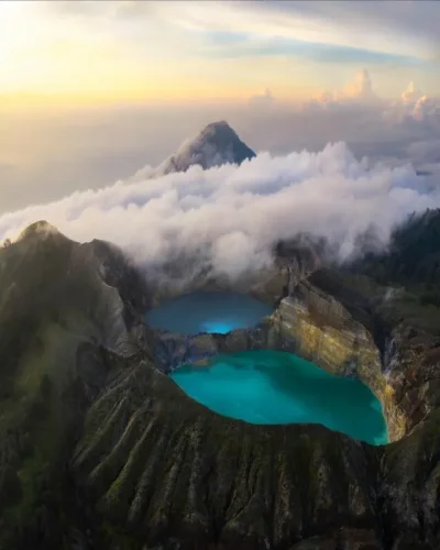 Danau Kelimutu, Harga Tiket, Daya Tarik, Rute, Spot Foto, Aktivitas Seru dll