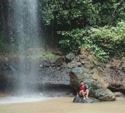 Objek Wisata Air Terjun Krecekan Denu