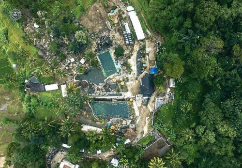 Panorama Alam Cantik di Taman Batu Cijanun Purwakarta