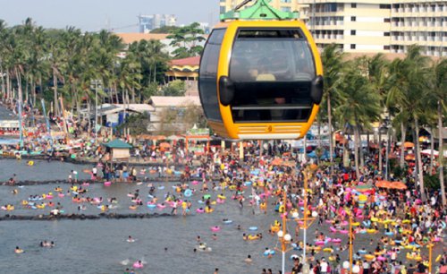Harga Tiket Masuk Pantai Ancol &amp; 15 Wahana Seru untuk Liburan