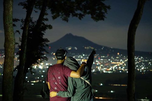 Spot Riyadi: Tempat Paling Romantis Menikmati &lsquo;Syurga&rsquo; Jogja