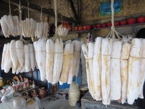 Top 35+ Oleh-oleh Khas Bandung Legendaris &amp; Enak yang Mesti Dibawa Pulang!