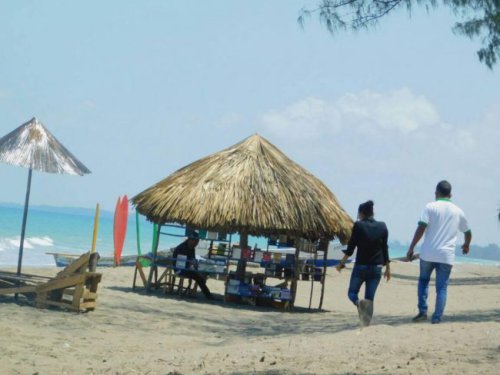 1. Wisata Pantai Litamali, 2. Wisata Pantai Raihenek, 3. Wisata Rumah Adat Noebesi, 4. Wisata Pantai Loodik, 5. Wisata Pantai Motadikin, 6. Wisata Kampung Adat Rabasa, 7. Wisata Bendungan Rotiklot, 8. Wisata Bukit Betun, 9. Wisata Malaka River, 10. Wisata Pantai Mentigi, 11. Wisata Teluk Gurita, 12. Wisata Air Terjun Mauhalek, Top 12+ Tempat Wisata di Malaka Terbaik & Paling Hits yang Wajib Dikunjungi